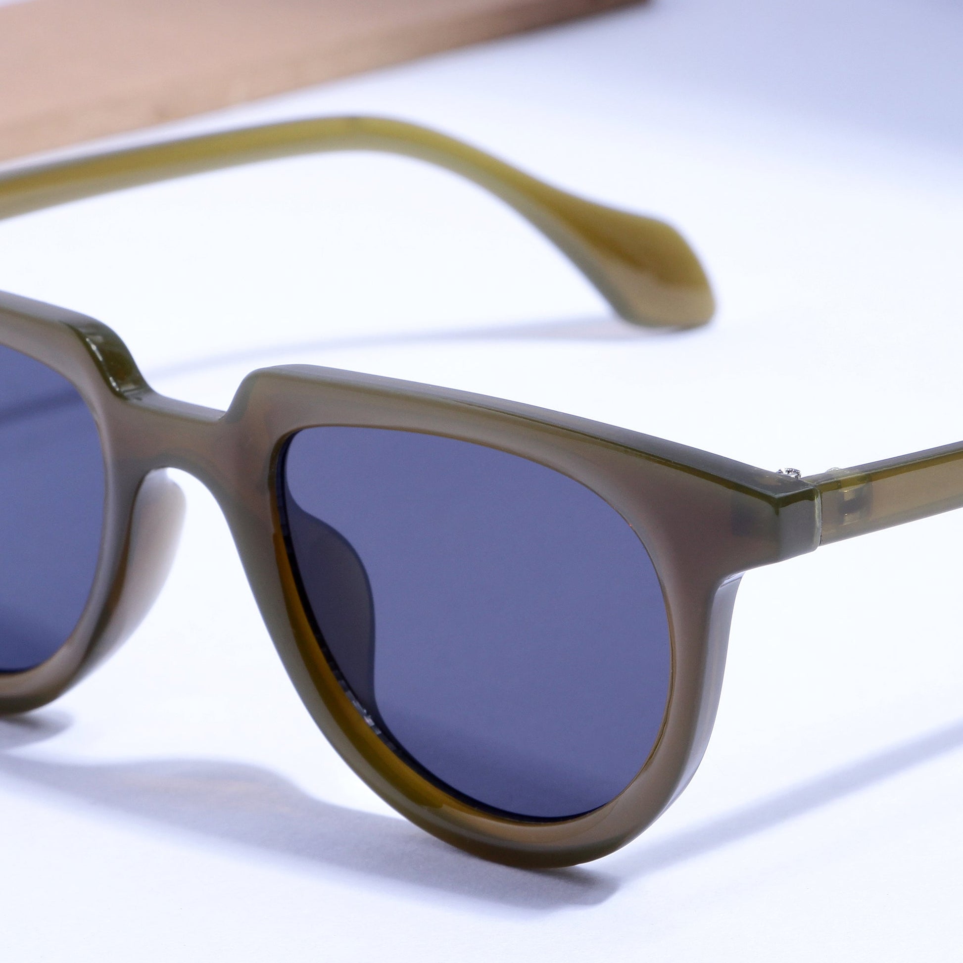 Gloviks V1 Green and Black Sunglasses